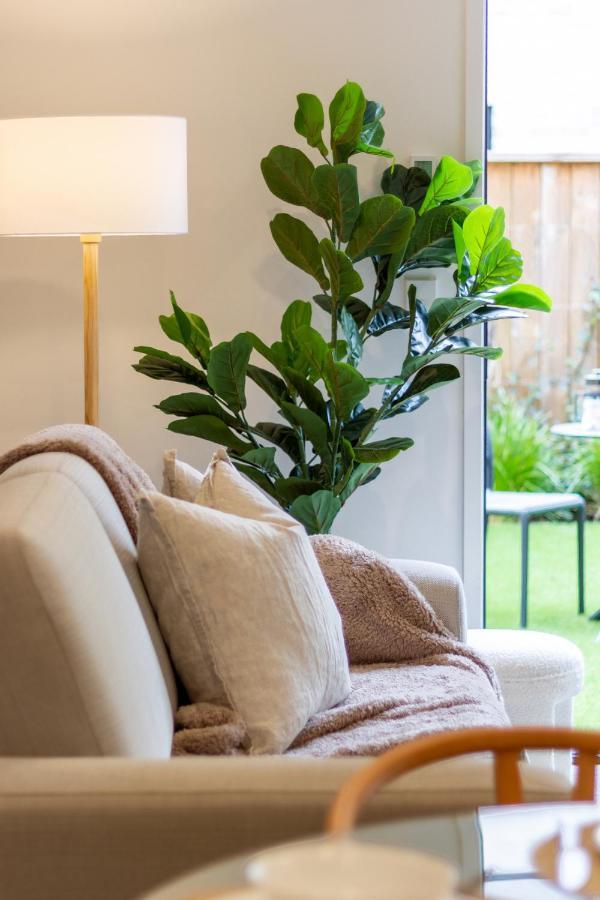 Gorgeous Getaway On Gloucester St- 1 Bed 1 Bath Christchurch Ngoại thất bức ảnh