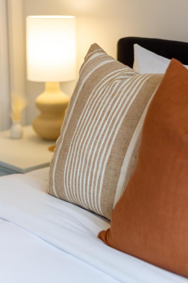 Gorgeous Getaway On Gloucester St- 1 Bed 1 Bath Christchurch Ngoại thất bức ảnh